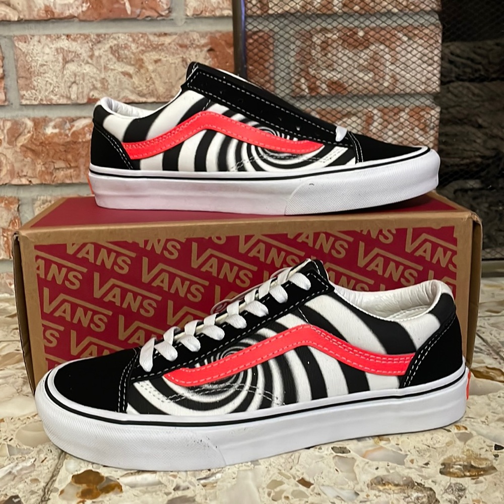 Vans style 36 Swirl black fiery Coral